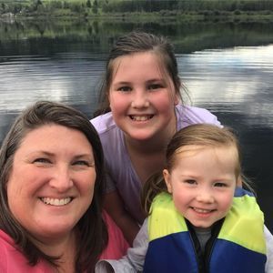 Meet your Posher, Crystal